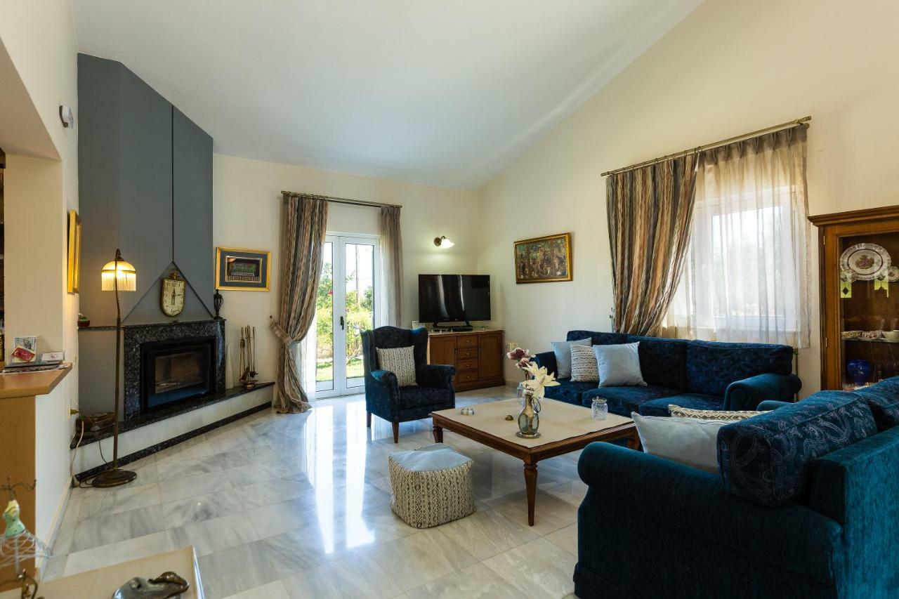 Carpe Diem-Luxury Villa With Private Pool Agia Paraskevi  Экстерьер фото